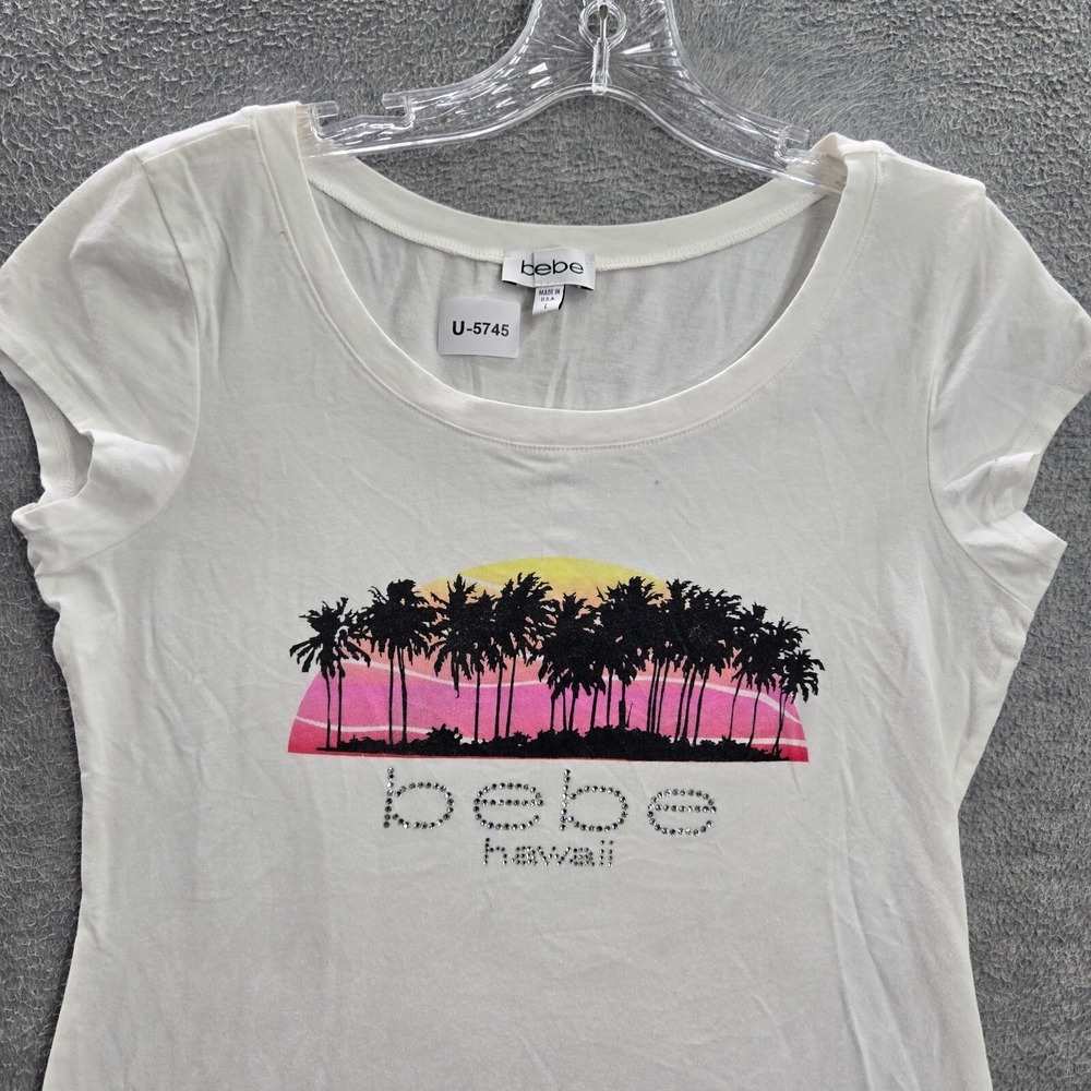 VINTAGE Bebe Women Top Large White Graphic Rhinestone‎ Hawaii Shirt - Picture 3 of 11